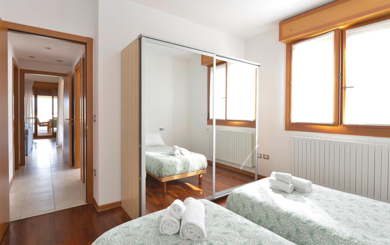 Ur-Nest Emilia Levante A Bologna Luaran gambar